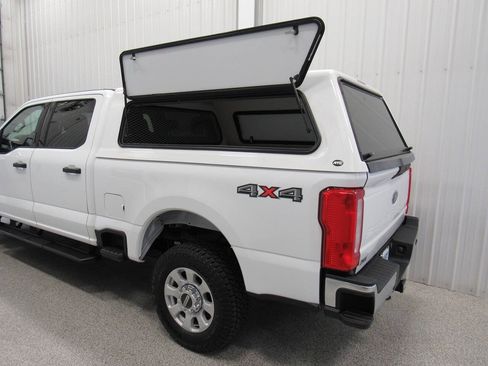 Used 2023 Ford F250 XLT AWD/4WD image 18