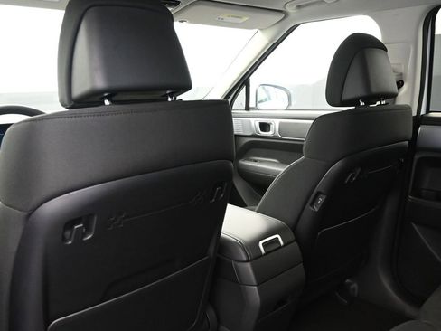 New 2026 Hyundai Santa Fe SE image 21