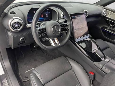 Used 2024 Mercedes-Benz SL 43 AMG image 9