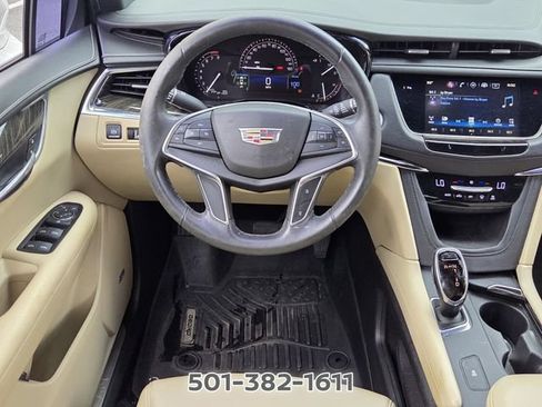 Used 2017 Cadillac XT5 FWD w/ LPO, Wheel Lock Package image 11