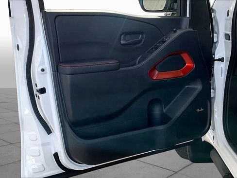New 2026 Nissan Frontier Pro-X w/ Pro Premium Package RWD image 13