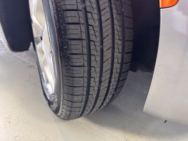 Used 2020 Chrysler Pacifica Limited FWD image 34