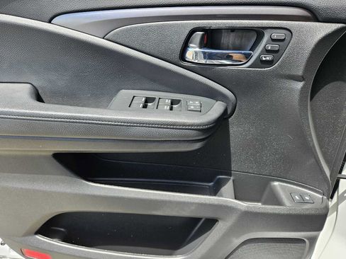 Used 2022 Honda Pilot Special Edition image 23