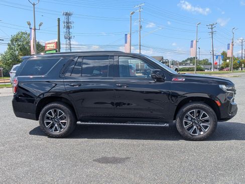Certified 2023 Chevrolet Tahoe Z71 w/ Luxury Package AWD/4WD image 10