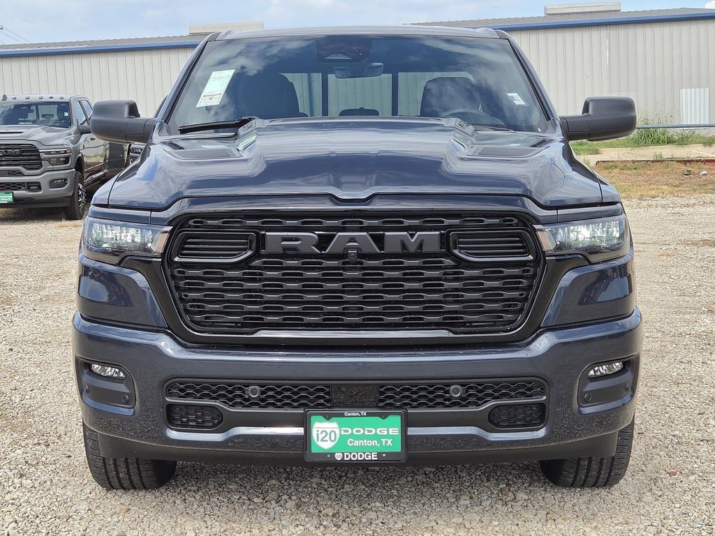 New 2026 RAM 1500 Express AWD/4WD image 3