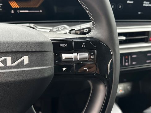 New 2026 Kia Sorento LX image 22