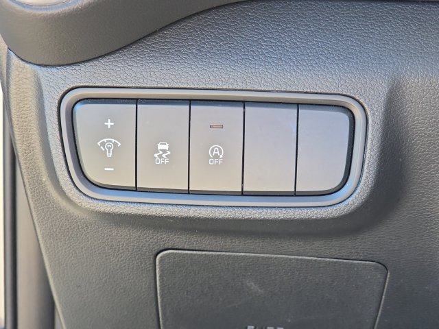 Used 2024 Kia Soul LX w/ Option Group 015 FWD image 19