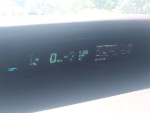 Used 2012 Toyota Prius Two FWD image 11