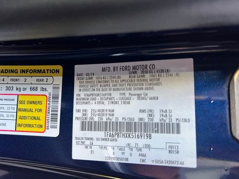 Used 2019 Ford Mustang Coupe w/ Wheel & Stripe Package image 20