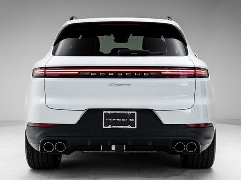 New 2026 Porsche Cayenne AWD/4WD image 33