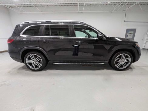 Certified 2024 Mercedes-Benz GLS 450 4MATIC image 8