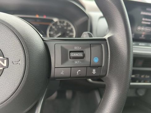 Certified 2023 Nissan Rogue SV FWD image 44