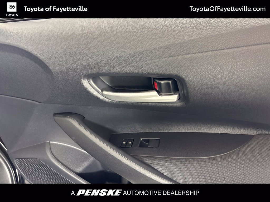 Certified 2026 Toyota Corolla SE w/ SE Package FWD image 21