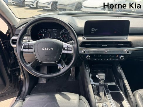 Certified 2022 Kia Telluride SX w/ SX Prestige Package AWD/4WD image 16