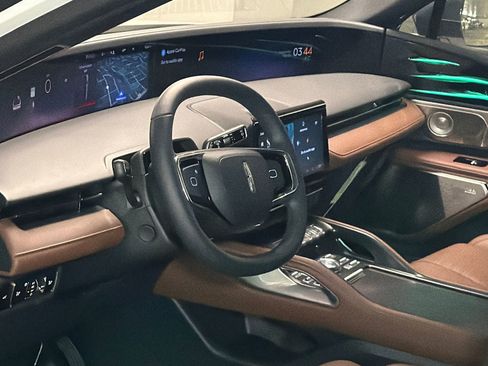 New 2026 Lincoln Nautilus Reserve AWD/4WD image 15