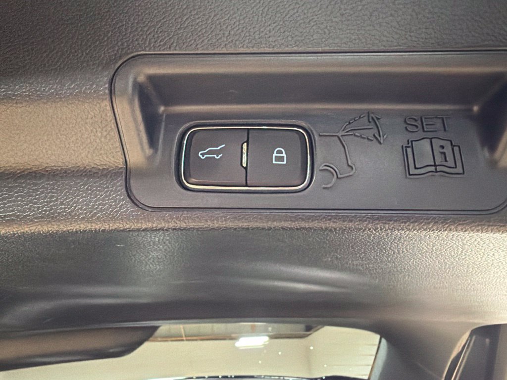 Certified 2023 Ford Explorer XLT w/ Equipment Group 202A AWD/4WD image 42
