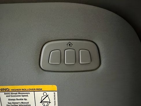 Used 2021 Ford F150 Lariat w/ Equipment Group 502A High AWD/4WD image 25