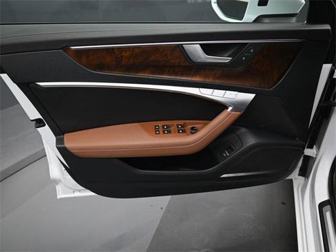 Used 2023 Audi A6 Premium Plus w/ Premium Plus Package image 11