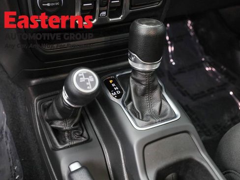 Used 2023 Jeep Wrangler Unlimited w/ Cold Weather Group image 13