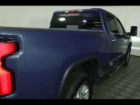 Used 2025 Chevrolet Silverado 3500 High Country w/ Technology Package AWD/4WD image 25