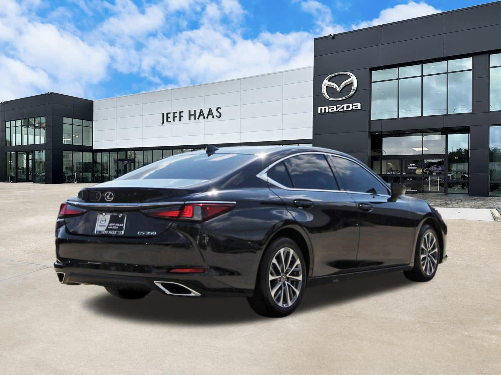 Used 2025 Lexus ES 350 w/ Accessory Package (Z1) FWD image 3
