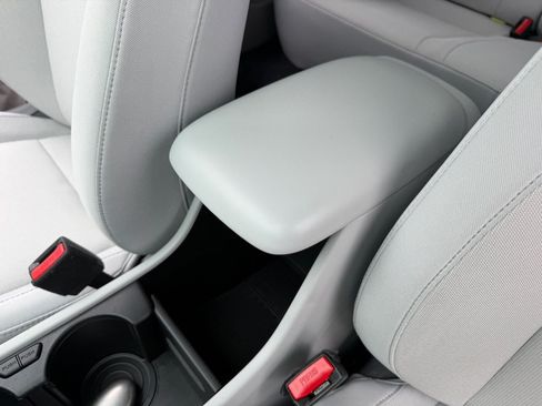 Used 2024 Hyundai Kona SEL FWD image 29