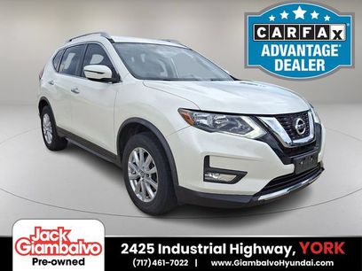 Used 2017 Nissan Rogue SV