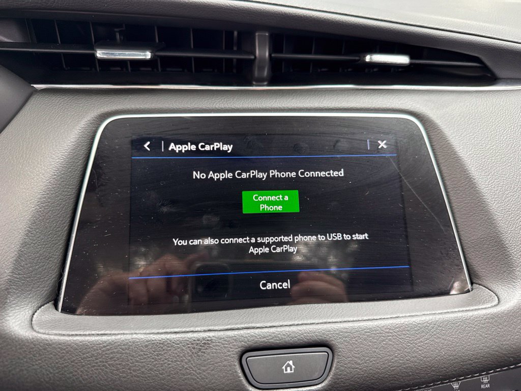 Used 2023 Cadillac XT4 Premium Luxury w/ Cold Weather Package FWD image 35
