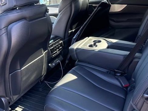 Used 2024 Acura MDX FWD image 10