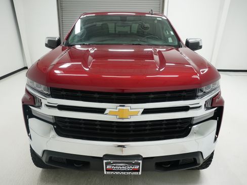 Used 2019 Chevrolet Silverado 1500 LT w/ Texas Edition AWD/4WD image 2