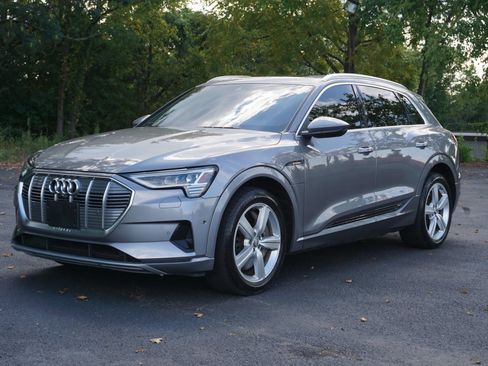 Used 2019 Audi e-tron Premium Plus AWD/4WD image 1
