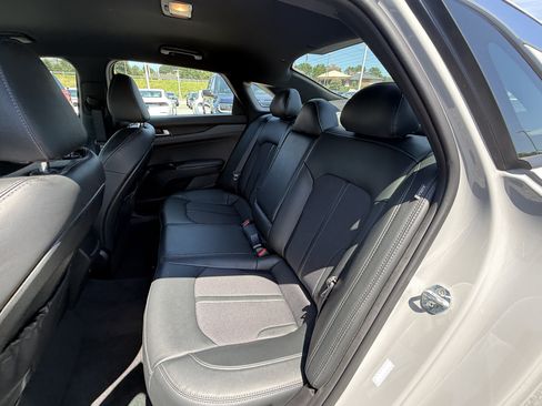 Used 2023 Kia K5 GT-Line FWD image 31
