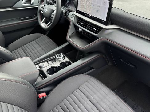 New 2026 Ford Explorer ST-Line w/ ST-Line Street Pack AWD/4WD image 22