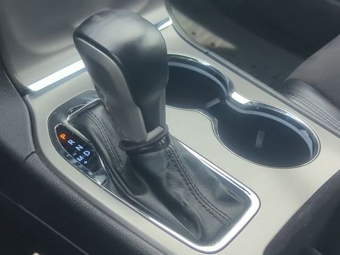 Used 2020 Jeep Grand Cherokee Altitude image 21