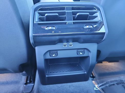 New 2027 BMW 530i w/ M Sport Package RWD image 29