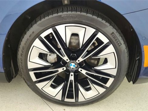 Used 2025 BMW 540i xDrive image 57