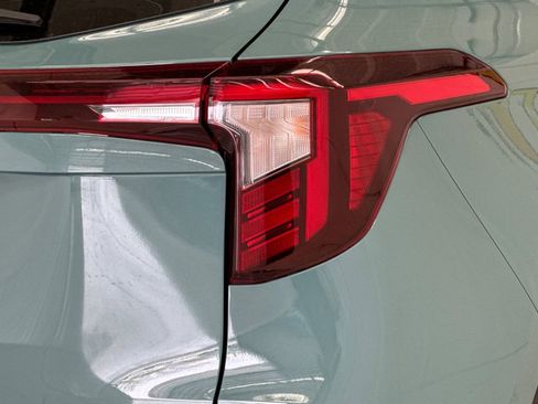 New 2026 Kia Seltos EX FWD image 26