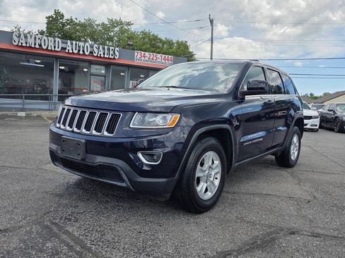 Used 2014 Jeep Grand Cherokee Laredo w/ Quick Order Package 23E AWD/4WD image 2