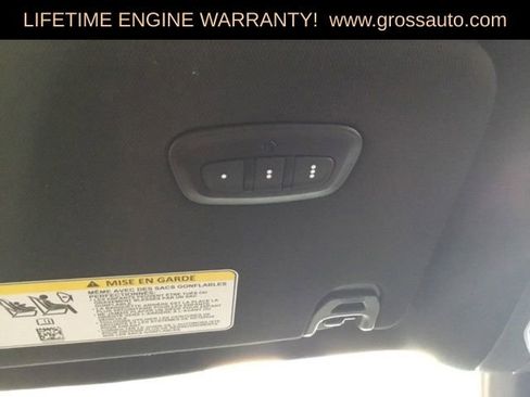 Certified 2024 Jeep Wagoneer L Series II AWD/4WD image 16