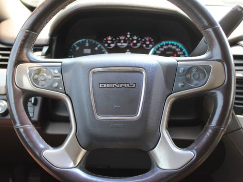 Used 2017 GMC Yukon XL Denali w/ Open Road Package image 34