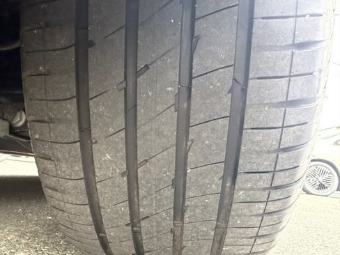 Used 2024 Tesla Model Y Long Range image 59