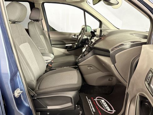 Used 2023 Ford Transit Connect XLT FWD image 32
