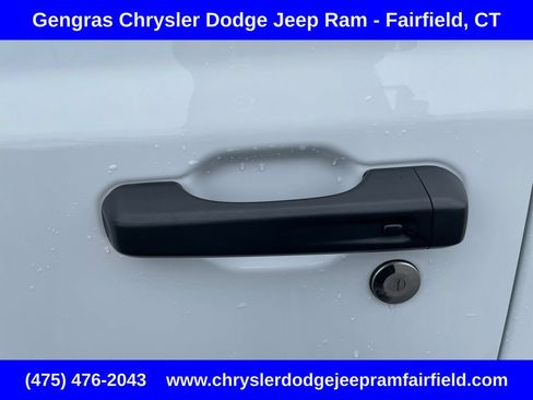 Used 2023 Jeep Wrangler Unlimited Sahara w/ Cold Weather Group AWD/4WD image 41