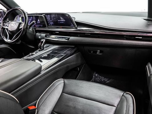 Used 2022 Cadillac Escalade Sport AWD/4WD image 23