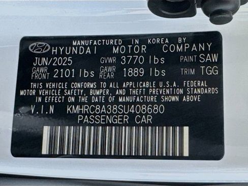 New 2025 Hyundai Venue SEL FWD image 22