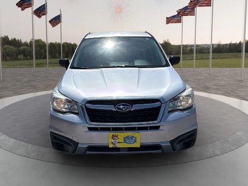 Used 2018 Subaru Forester 2.5i w/ Alloy Wheel Package AWD/4WD image 2