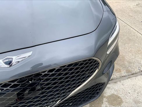 Used 2023 Genesis G70 2.0T w/ Sport Prestige Package RWD image 30