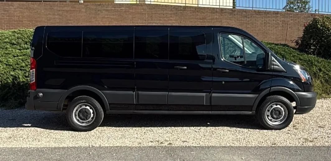 Used 2018 Ford Transit 350 XL RWD image 4