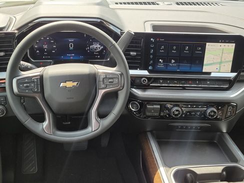 New 2026 Chevrolet Silverado 3500 High Country w/ High Country Premium Package AWD/4WD image 11