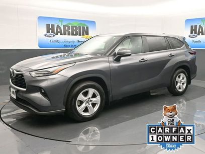 Used 2024 Toyota Highlander LE